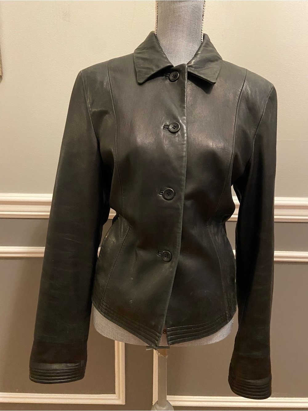 Vintage Black Leather Jacket Women’s Size Medium Purple Satin Lined